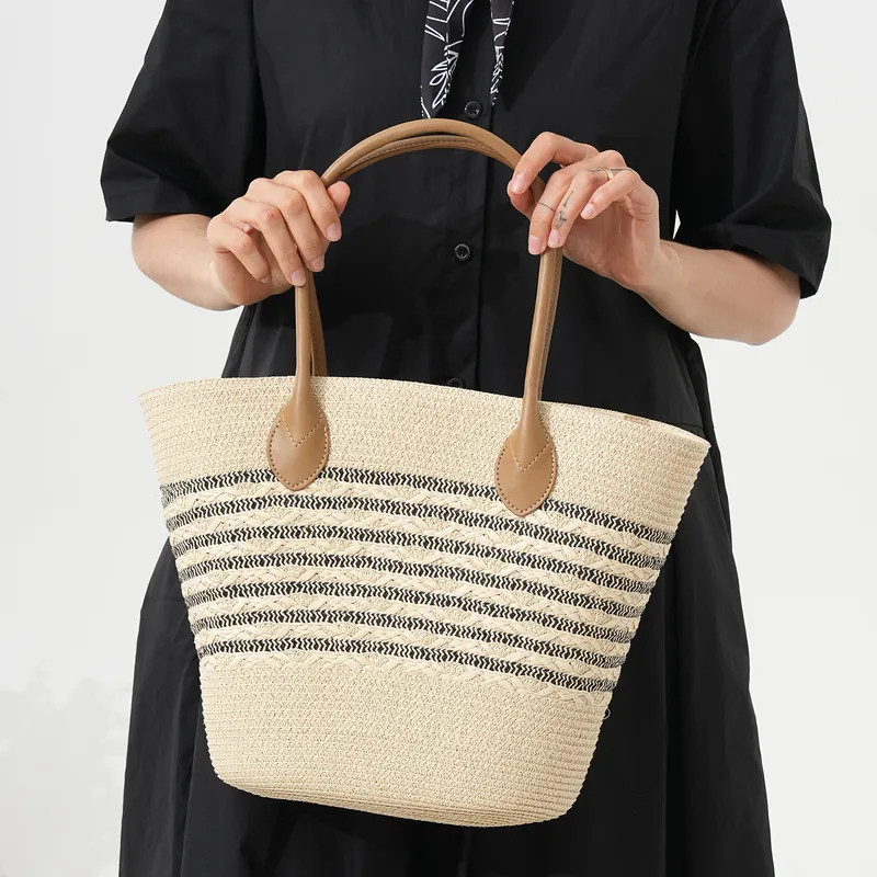 Striped woven straw beach tote - огляд і ціна Tote Bag Beach