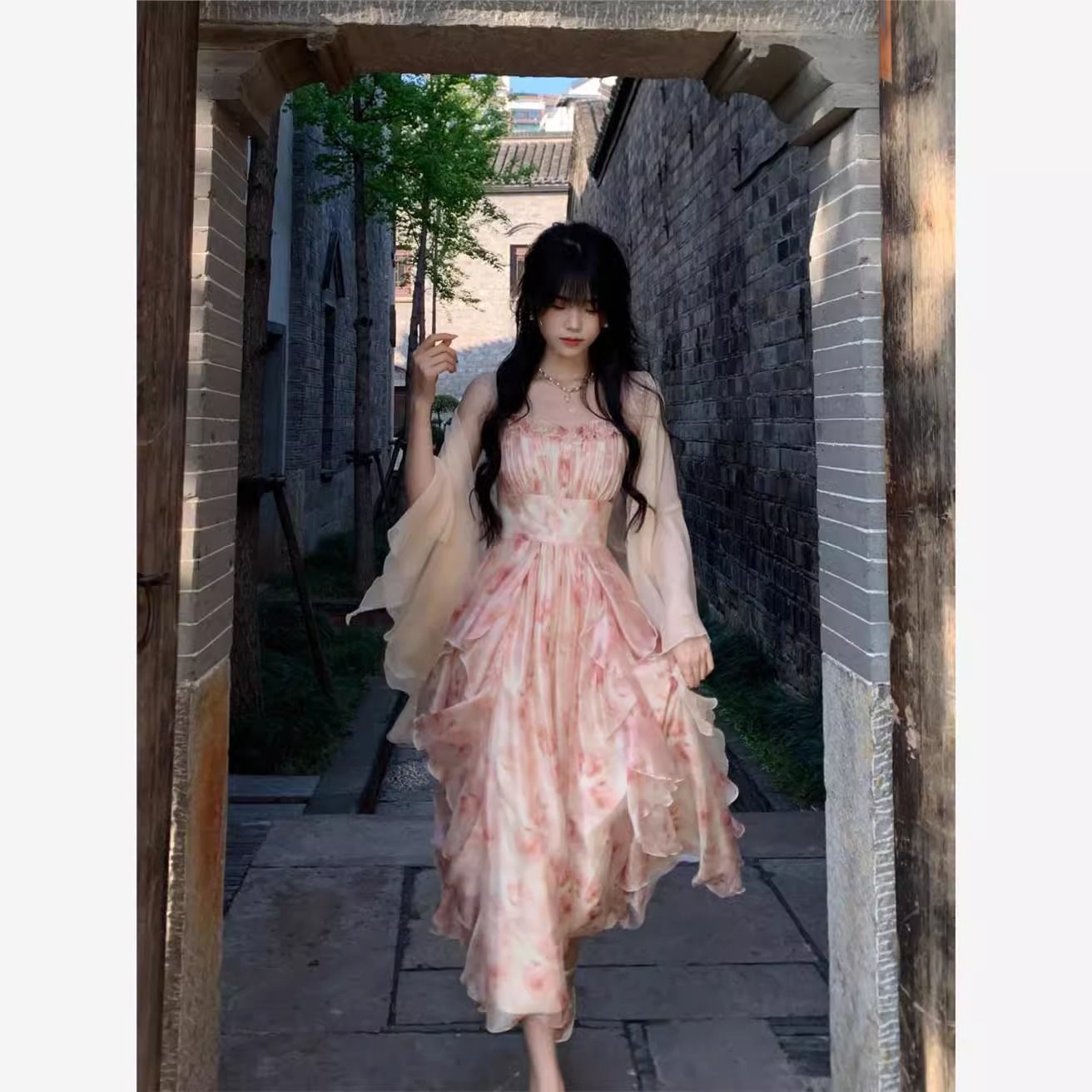 Women Watercolor Peach Floral  - огляд і ціна Kimono Sheer Floral