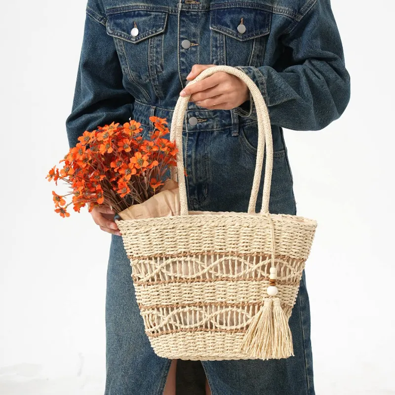 Hollow-Shoulder Straw Tote Bag - огляд і ціна Tote Bag Beach