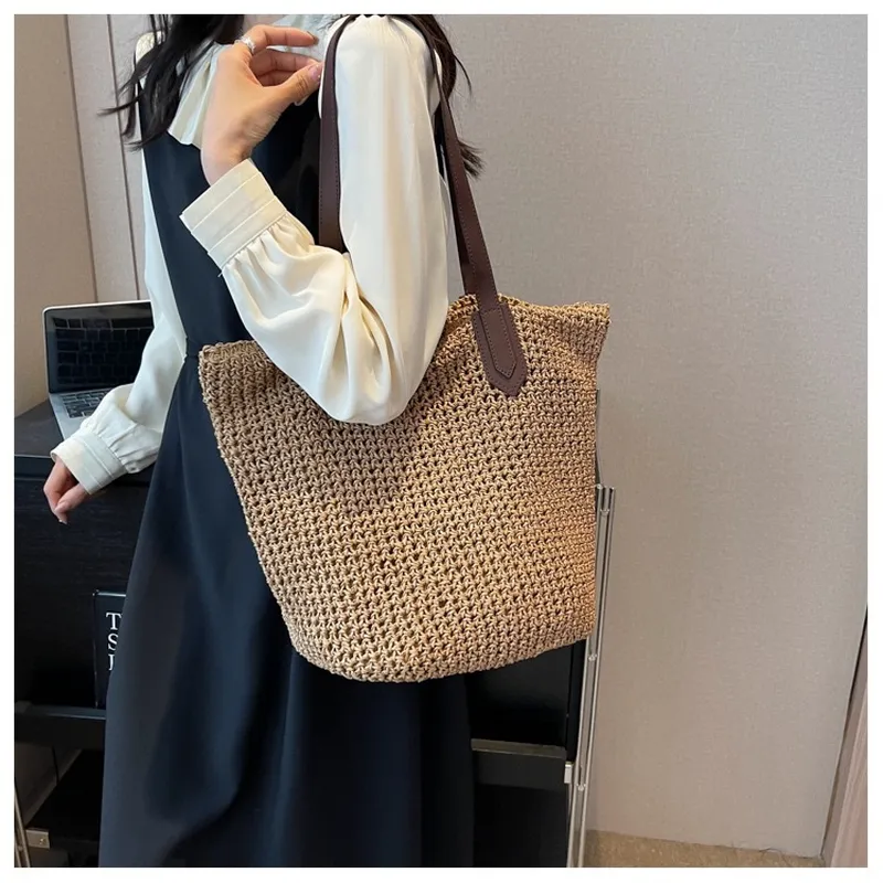 Women's handwoven straw tote b - огляд і ціна Tote Bag Beach
