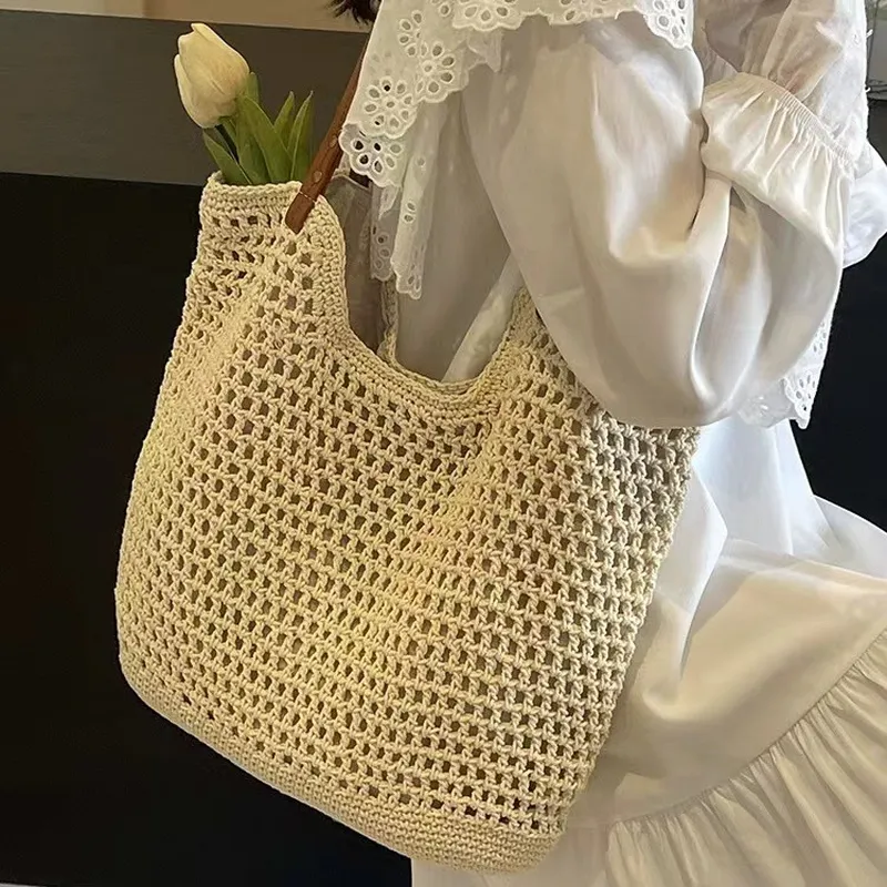 Women's hand-woven straw tote  - огляд і ціна Tote Bag Beach